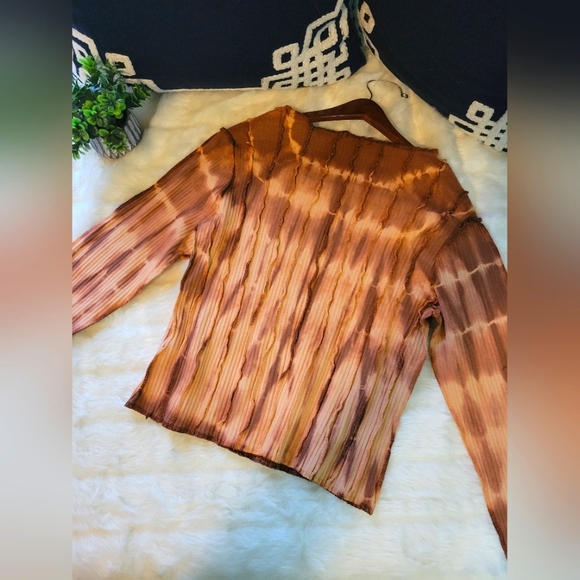 Pretty Little Thing | Ribbed Tie Dye Contrast Seam Long Sleeve Top | Size 6 NWOT - Picture 5 of 12